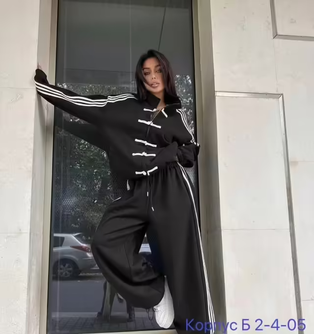 Крутые женские костюмы adid@s