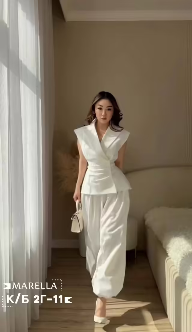 Женские костюмы