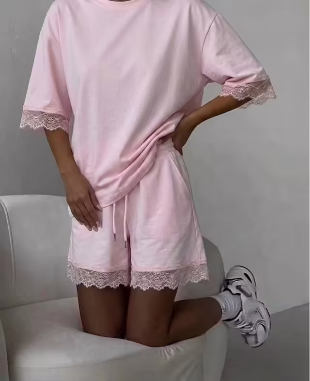Комфортные женские комплекты