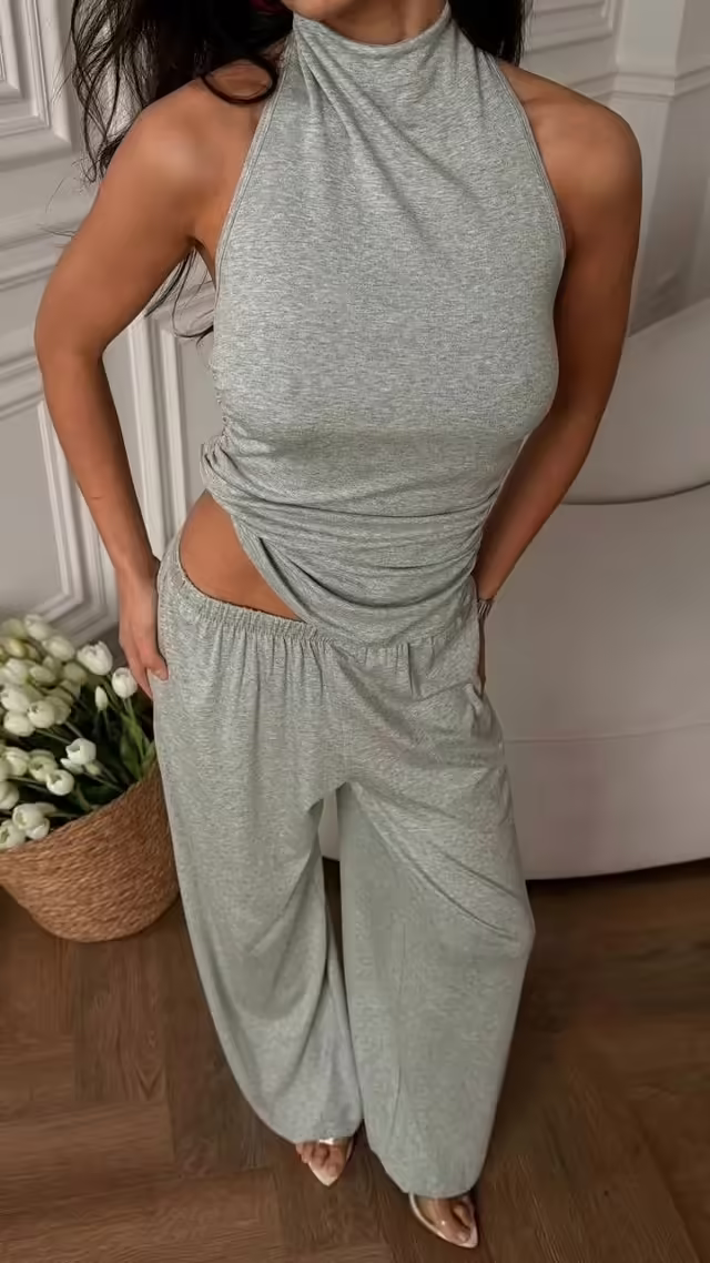 Женские костюмы