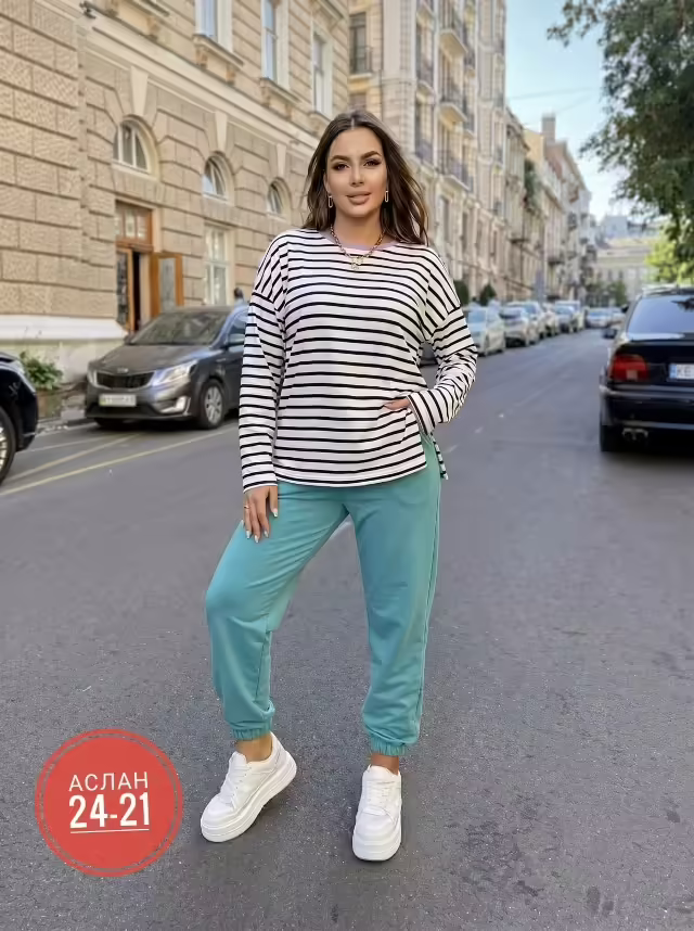Женские костюмы двойки. фото 3