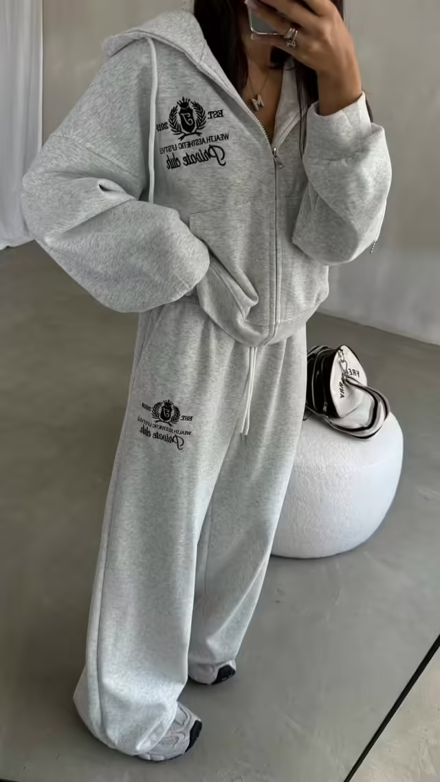 Хлопковые женские костюмы. фото 2