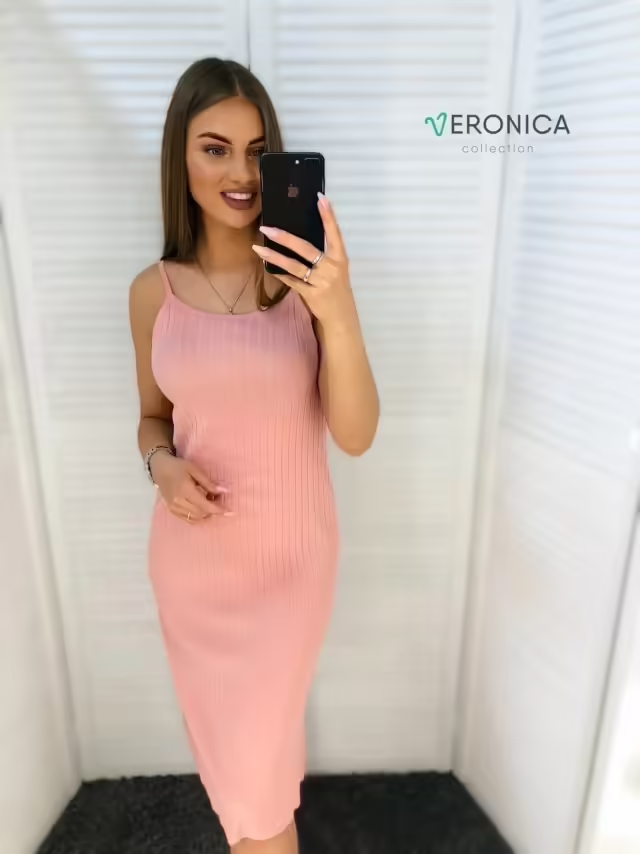 Нежные женские платья