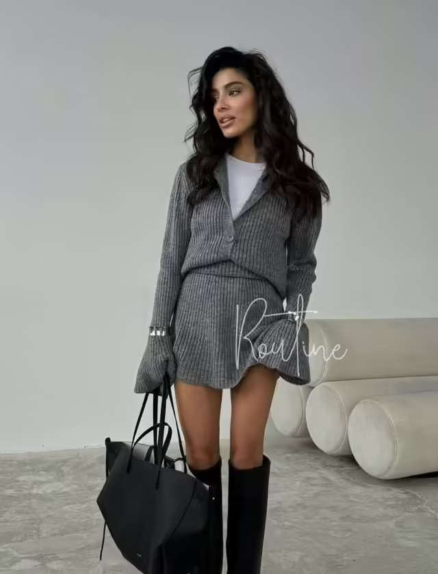 Женские костюмы