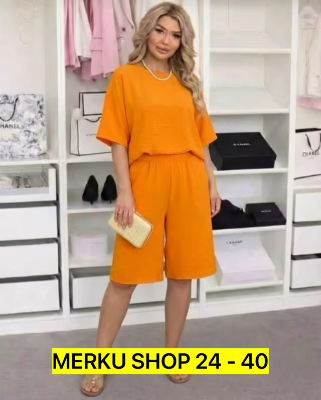 Женские костюмы