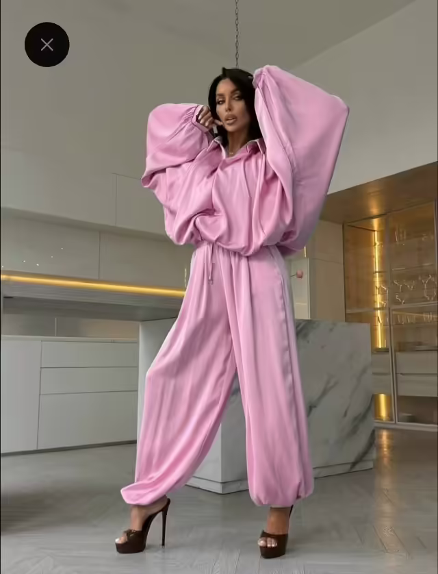 Трендовые женские костюмы. фото 2