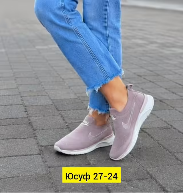 Женские кроссовки. фото 3