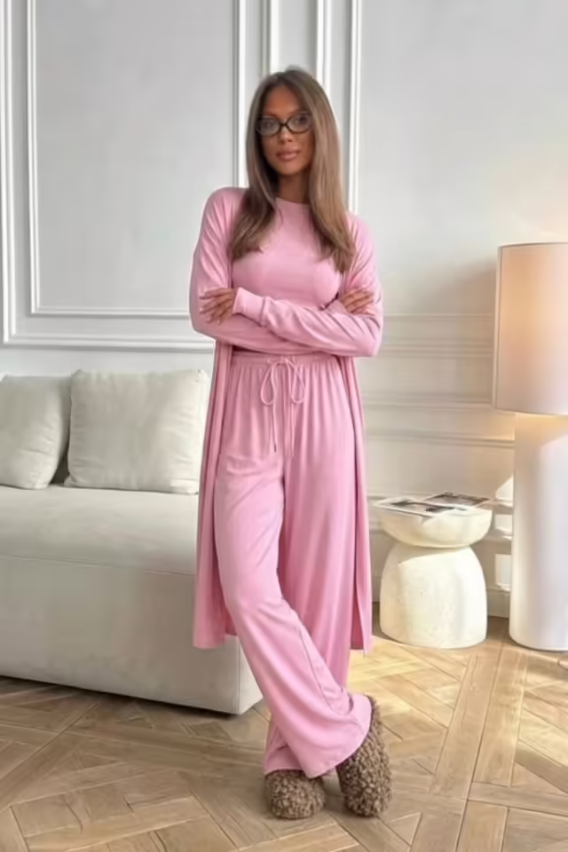 Хлопковые женские костюмы
