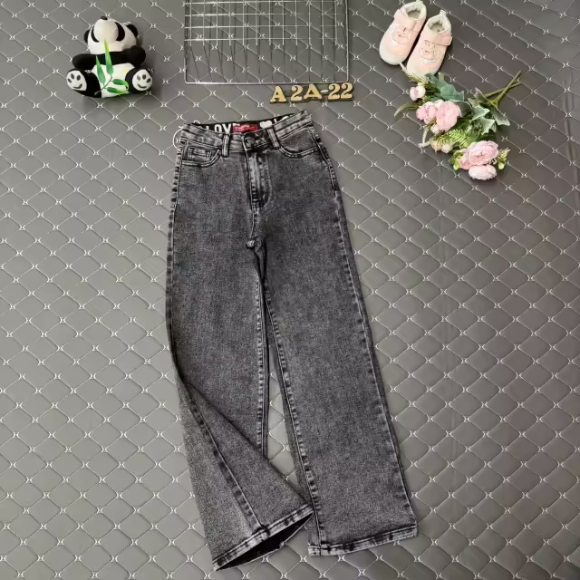 Хлопковые детские джинсы