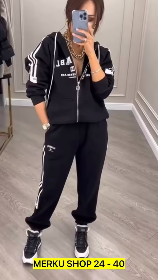 Спортивные женские костюмы
