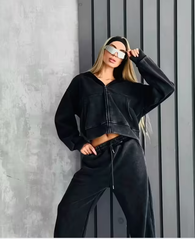 Хлопковые спортивные женские костюмы