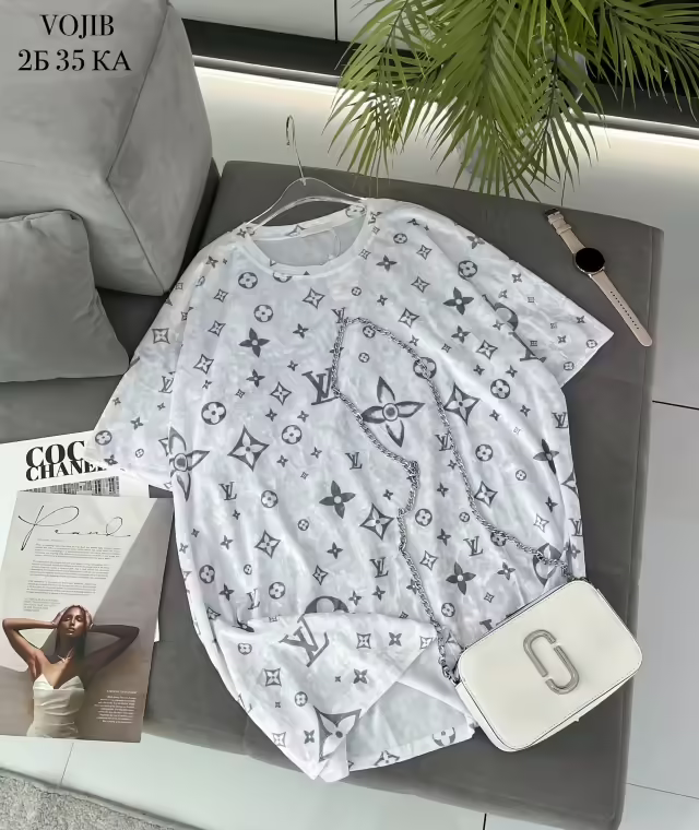 Женские футболки
