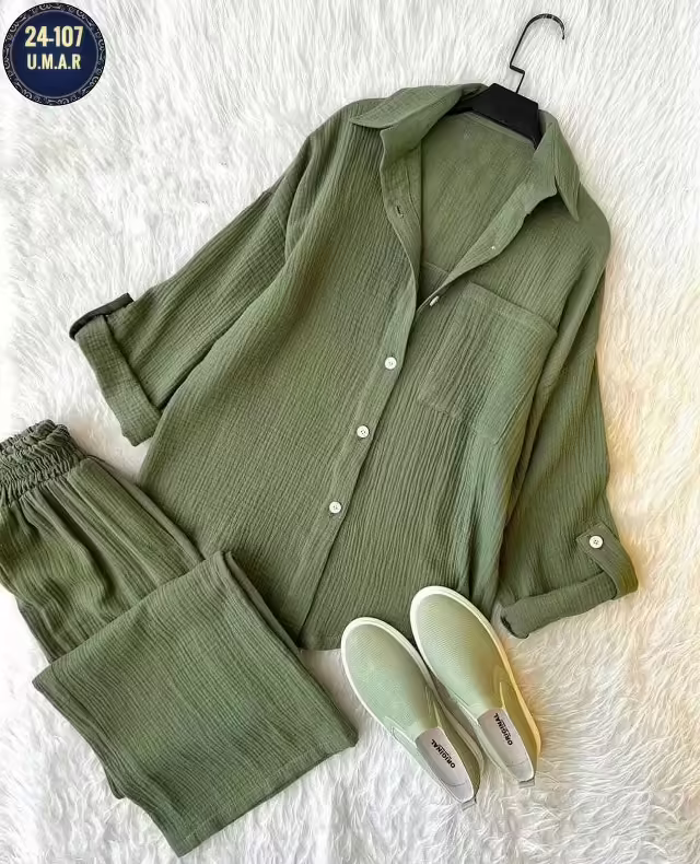 Женские костюмы