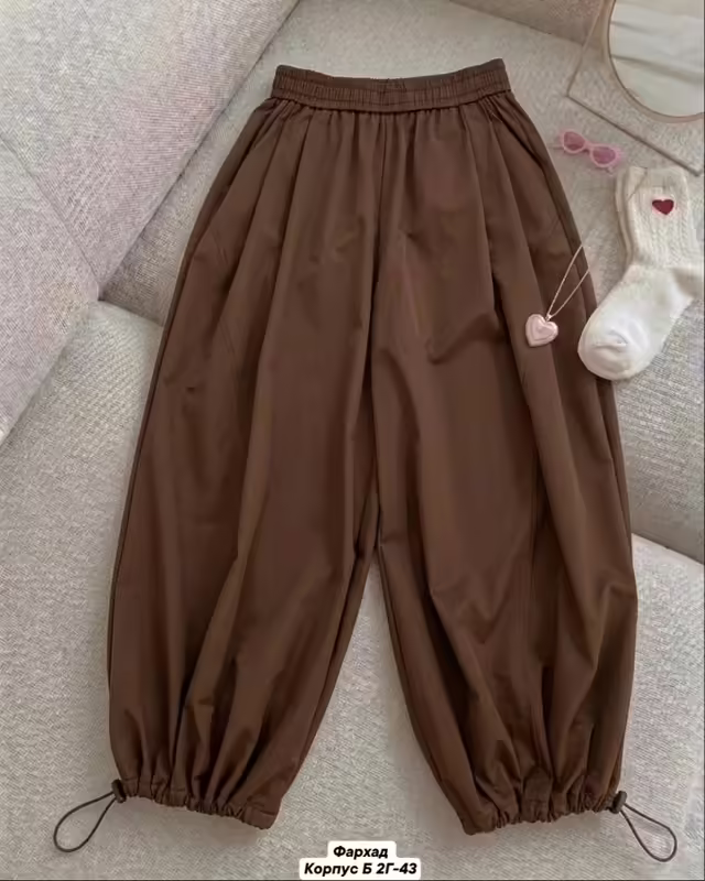 Трендовые женские брюки 2026