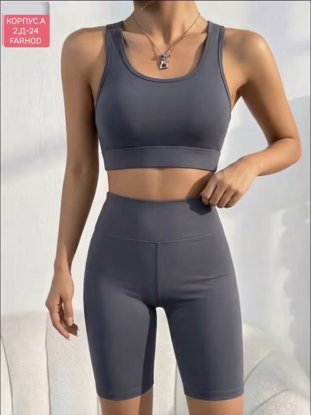 Спортивные женские костюмы двойки. фото 2