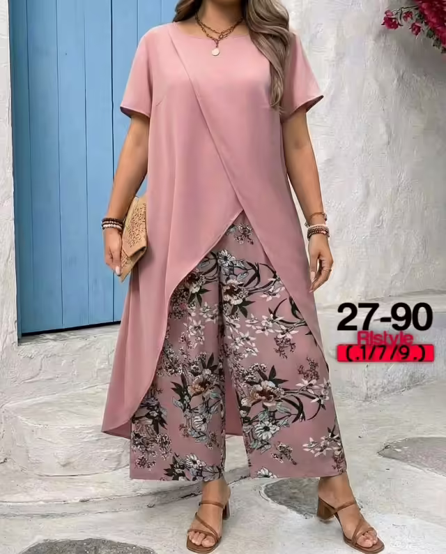 Женские костюмы