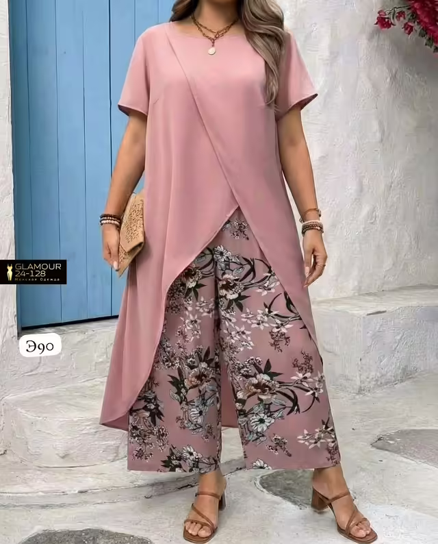 Женские костюмы
