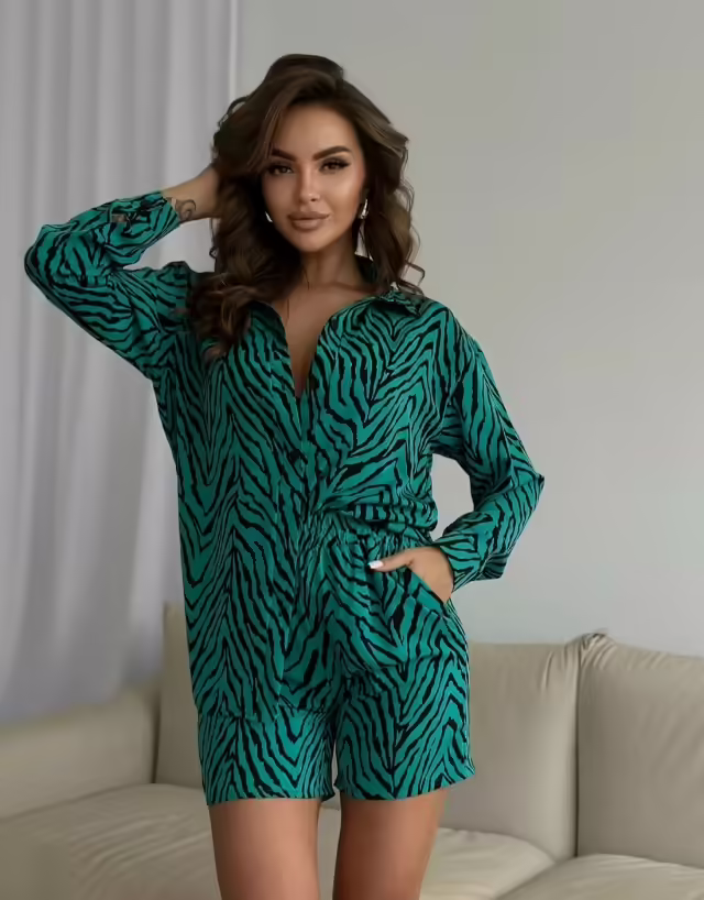 Женские костюмы двойки