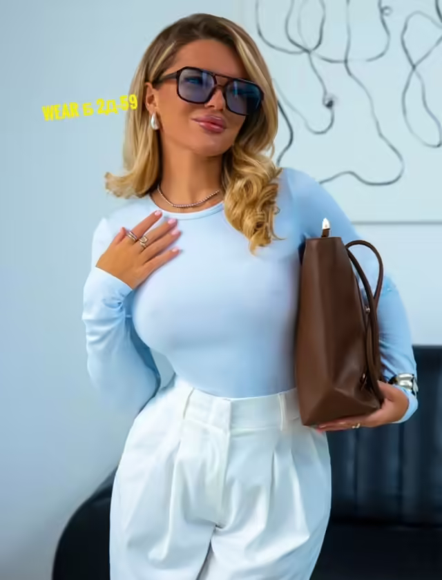 Женские футболки. фото 3