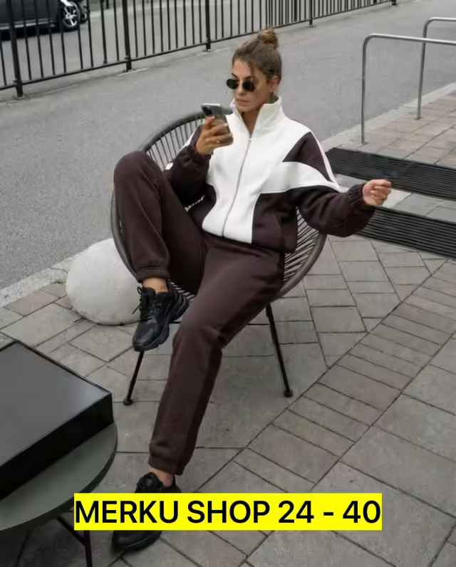 Спортивные женские костюмы
