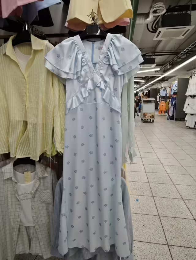 Люксовые женские платья с принтом макси