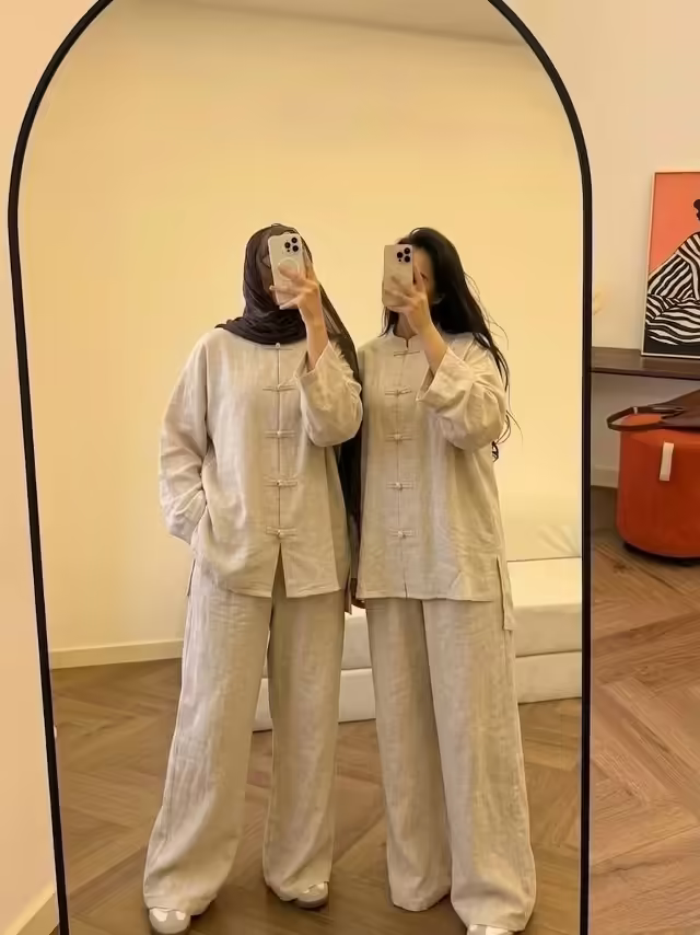 Базовые женские костюмы