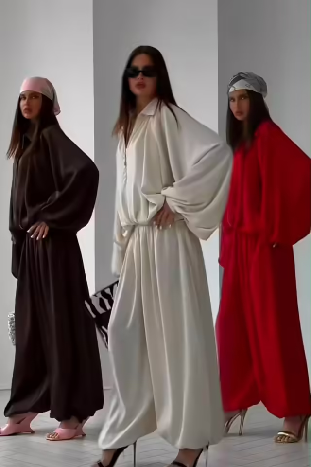 Женские костюмы