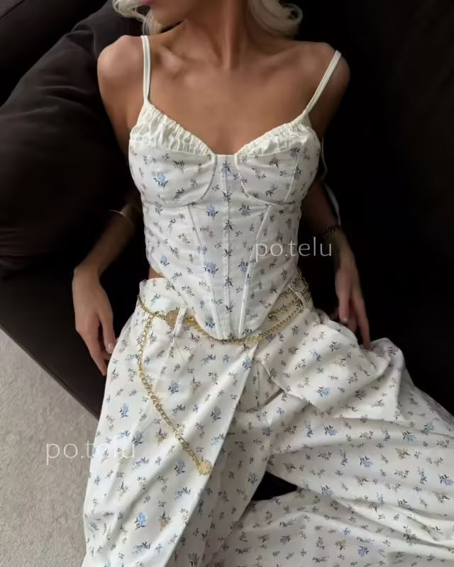 Женские костюмы двойки