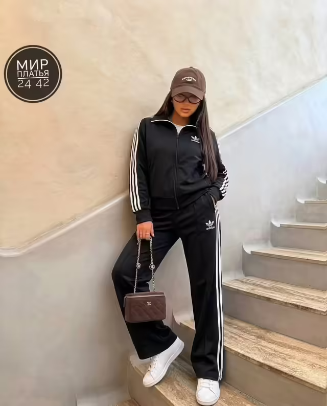 Женские костюмы