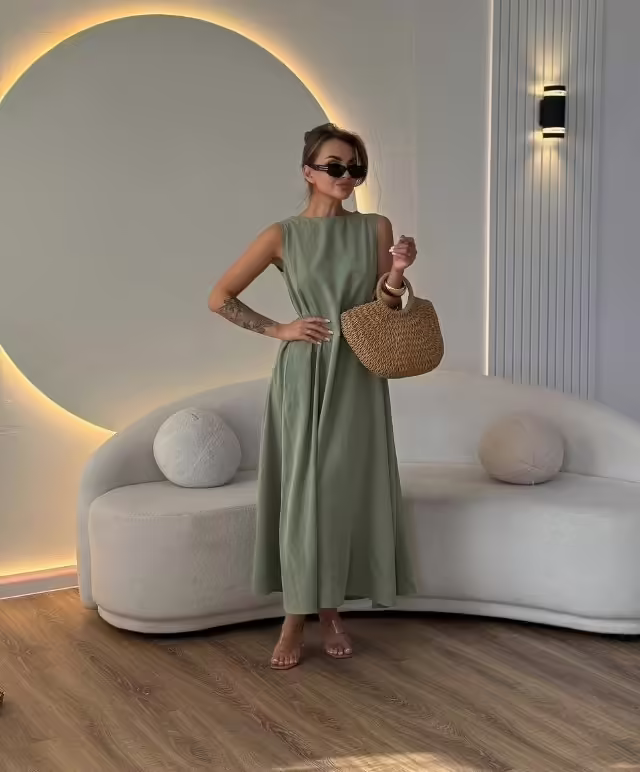 Повседневные однотонные женские платья без рукавов. фото 2