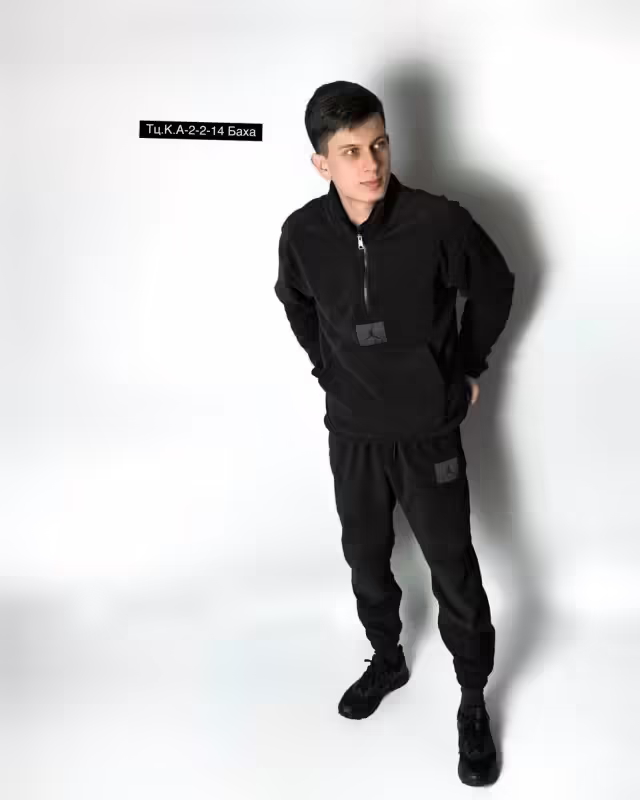 Двусторонние спортивные мужские костюмы на флисе. фото 2