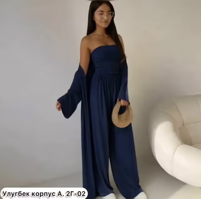 Трендовые женские костюмы тройки