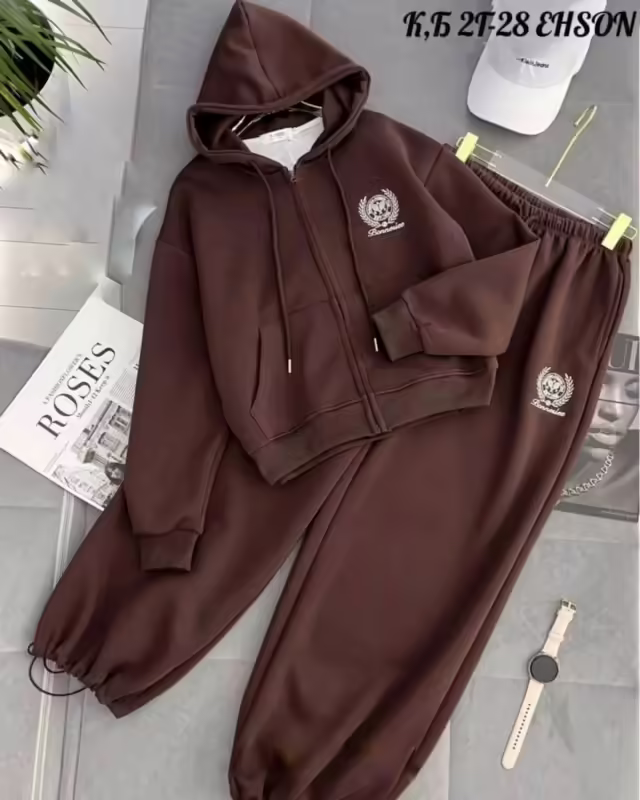Женские костюмы