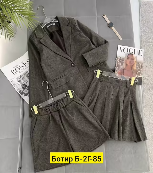 Женские костюмы
