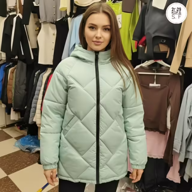 Женские куртки. фото 2
