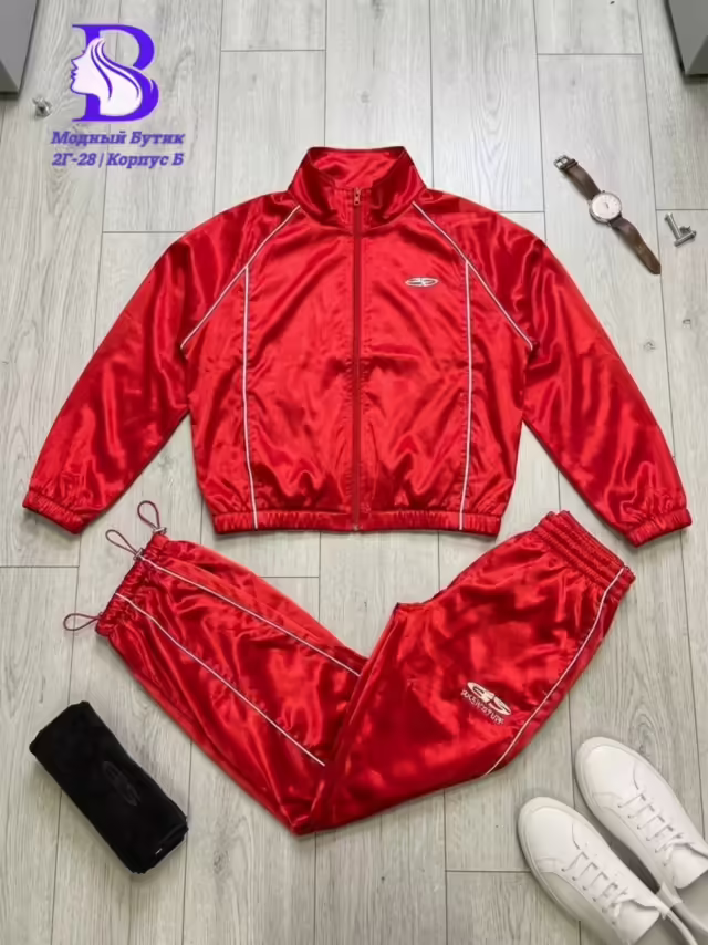 Спортивные женские костюмы. фото 2