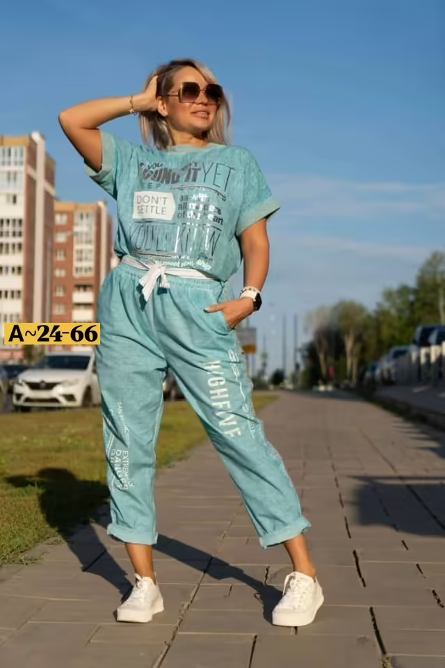 Женские костюмы. фото 3