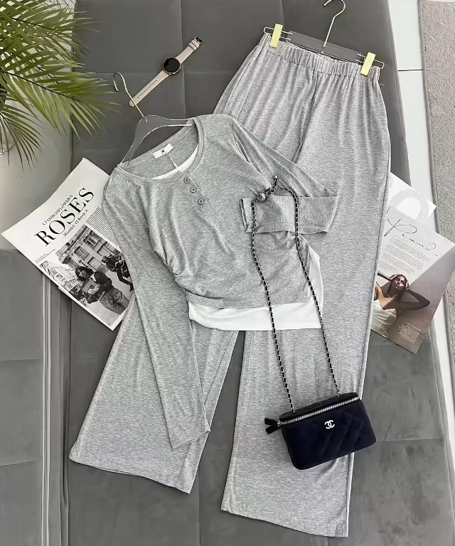 Женские костюмы