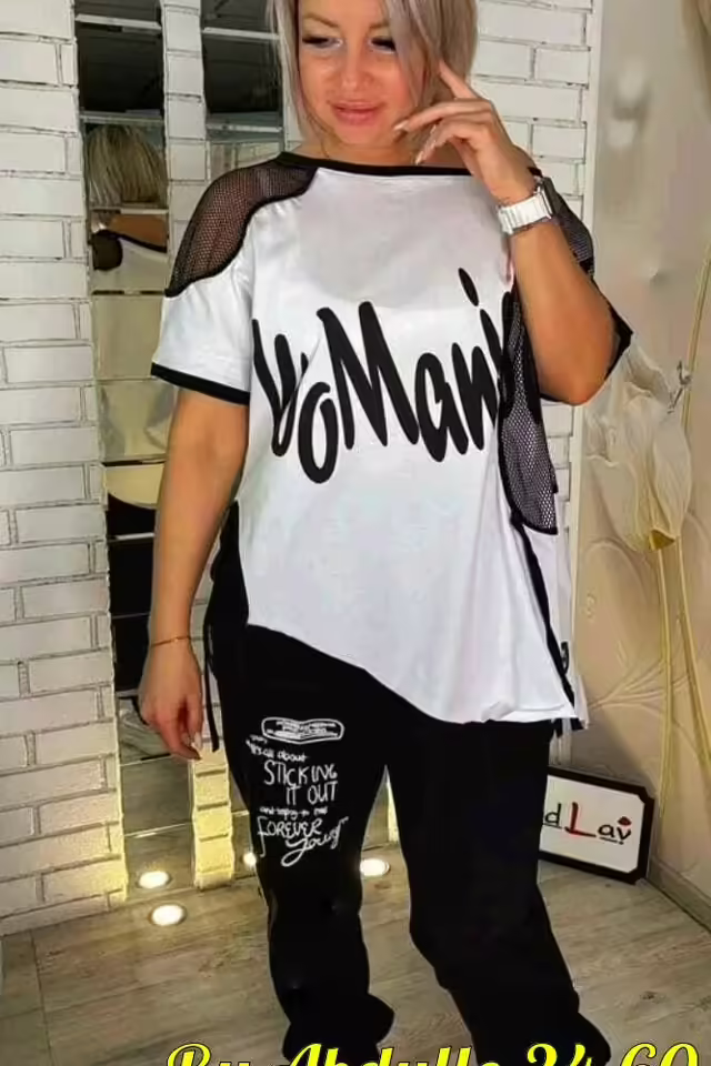 Женские костюмы