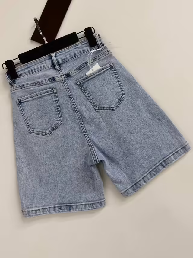 Джинсовые женские шорты