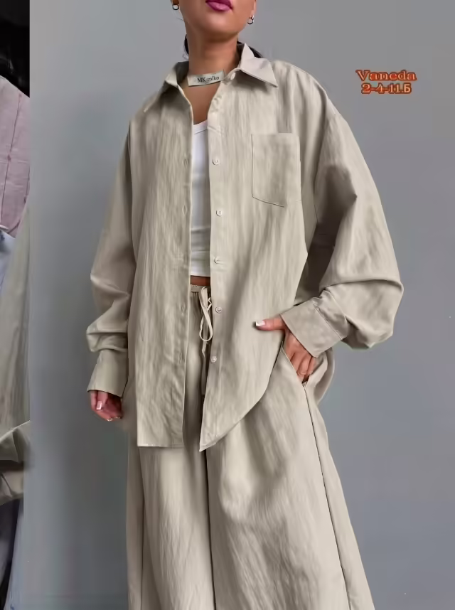 Нежные женские костюмы