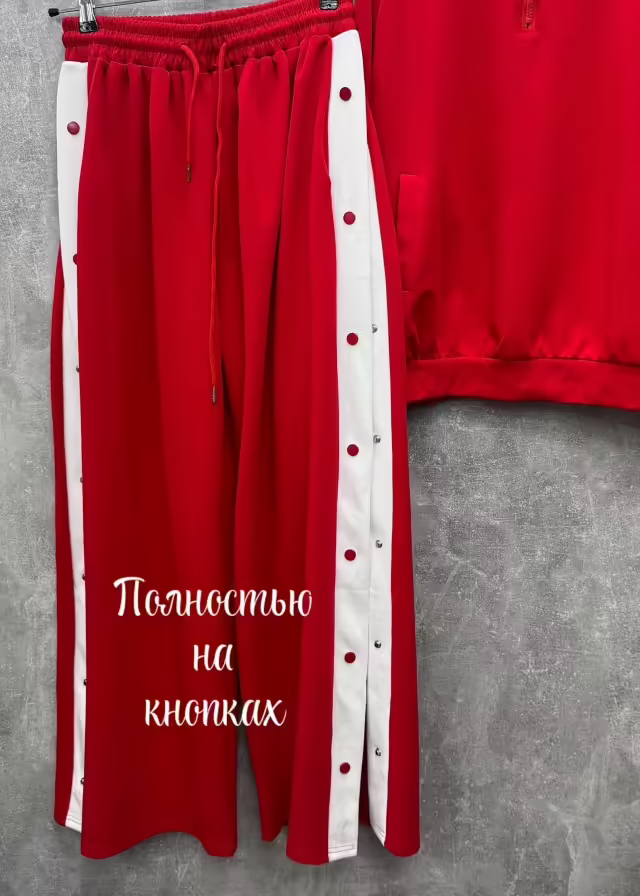 Демисезонные женские костюмы. фото 3