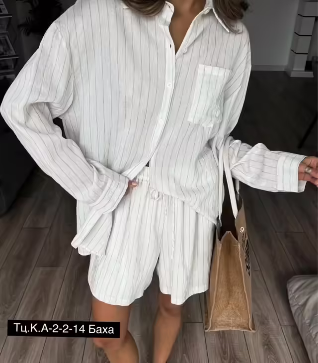 Льняные женские костюмы
