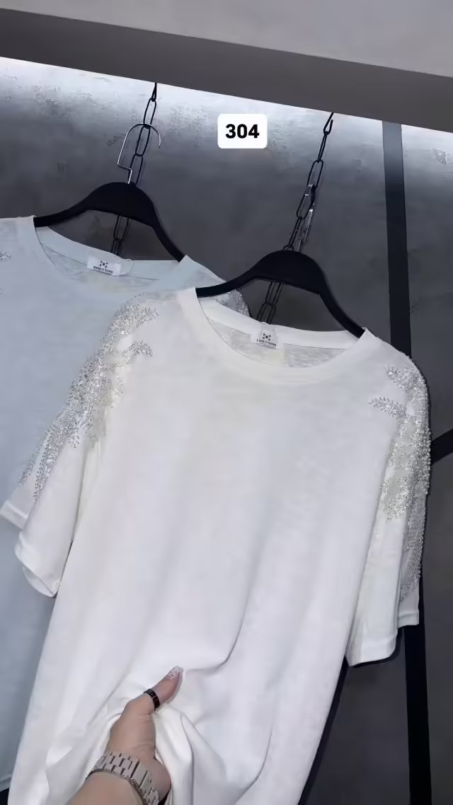 Нежные отличные женские футболки