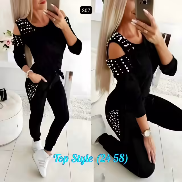 Женские костюмы