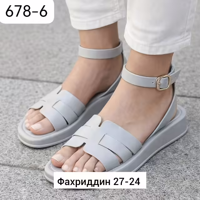 Женские босоножки. фото 3