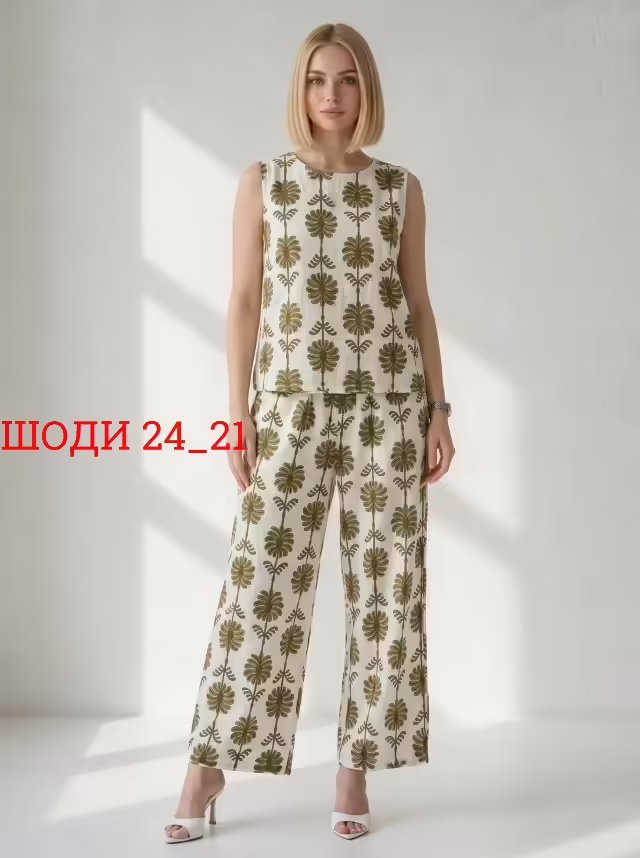 Льняные хлопковые женские костюмы со стразами