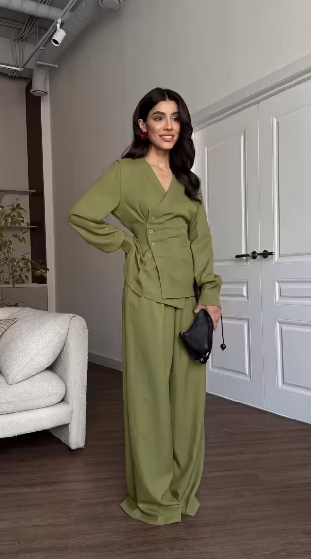 Женские костюмы
