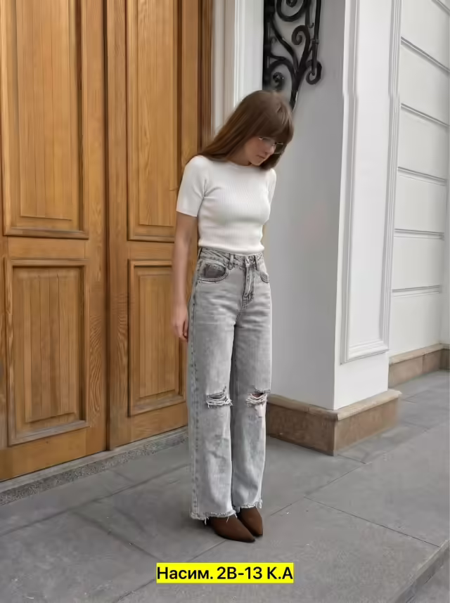 Женские джинсы