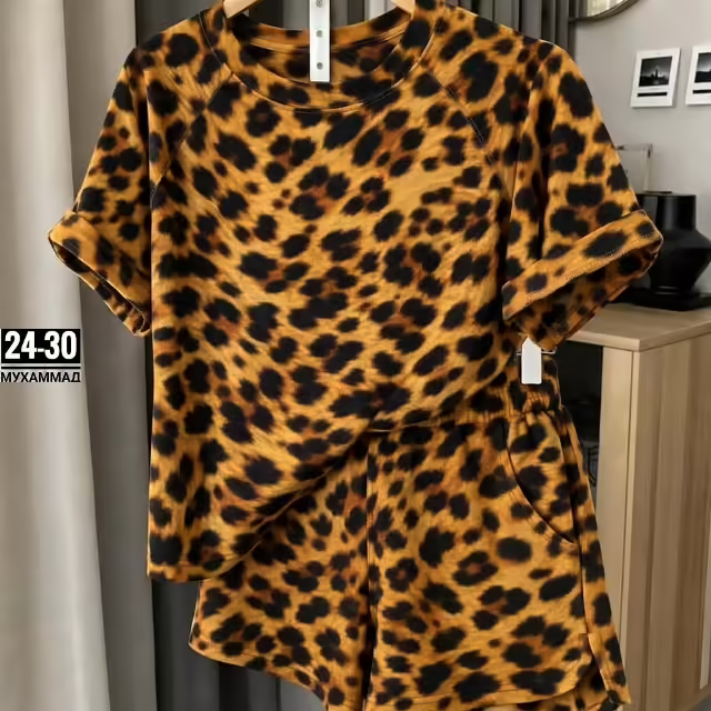 Женские костюмы двойки